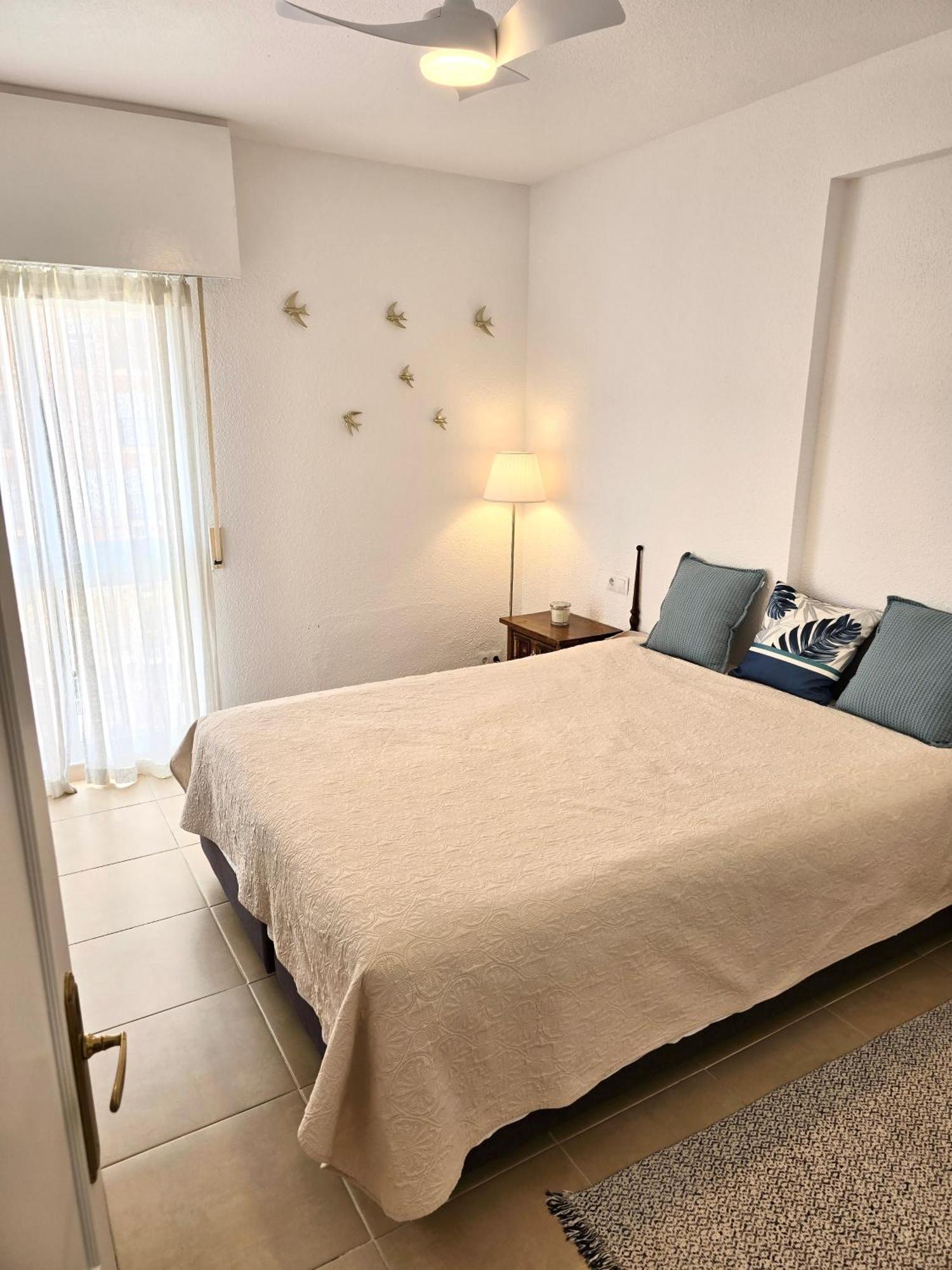 Apartment First Line Sea View *